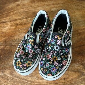 Girls Vans